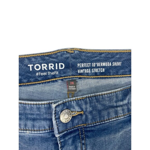 New Torrid Perfect 10" Bermuda Shorts Womens Plus 26 Med Blue Vintage Stretch - Picture 4 of 6
